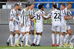 开云体育官网-丹麦羽毛球队鏖战英格兰羽毛球队，马琳完成帽子戏法