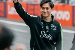 开云体育官网-红牛车队险胜阿斯顿马丁，周冠宇惊艳四座