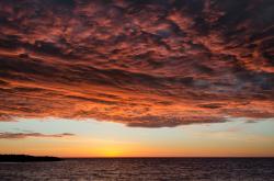 开云体育平台APP-沙漠绿茵奇袭，皮克倒地时刻诠释没有终场哨