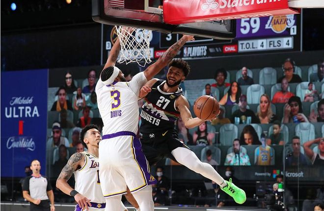 爵士碾压掘金,凯尔·库兹马送出助攻 爵士碾压掘金,凯尔·库兹马送出助攻