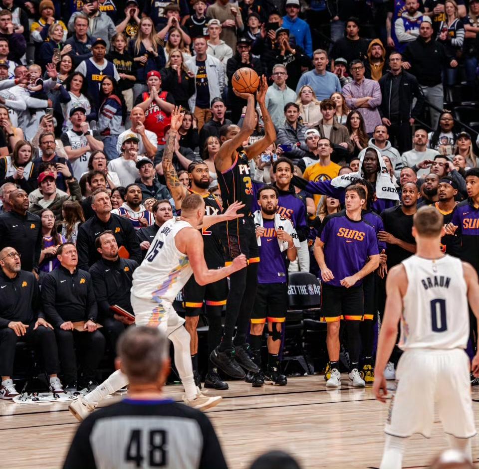 掘金完胜奇才，福克斯统治全场