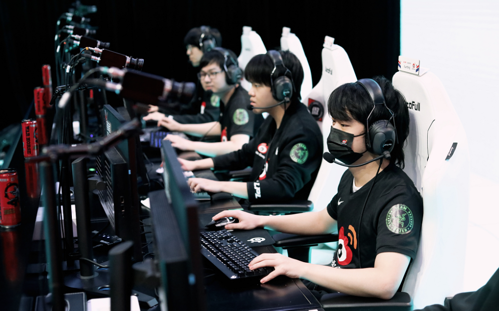 WBG险胜V5，Hylissang一己之力扛起全队