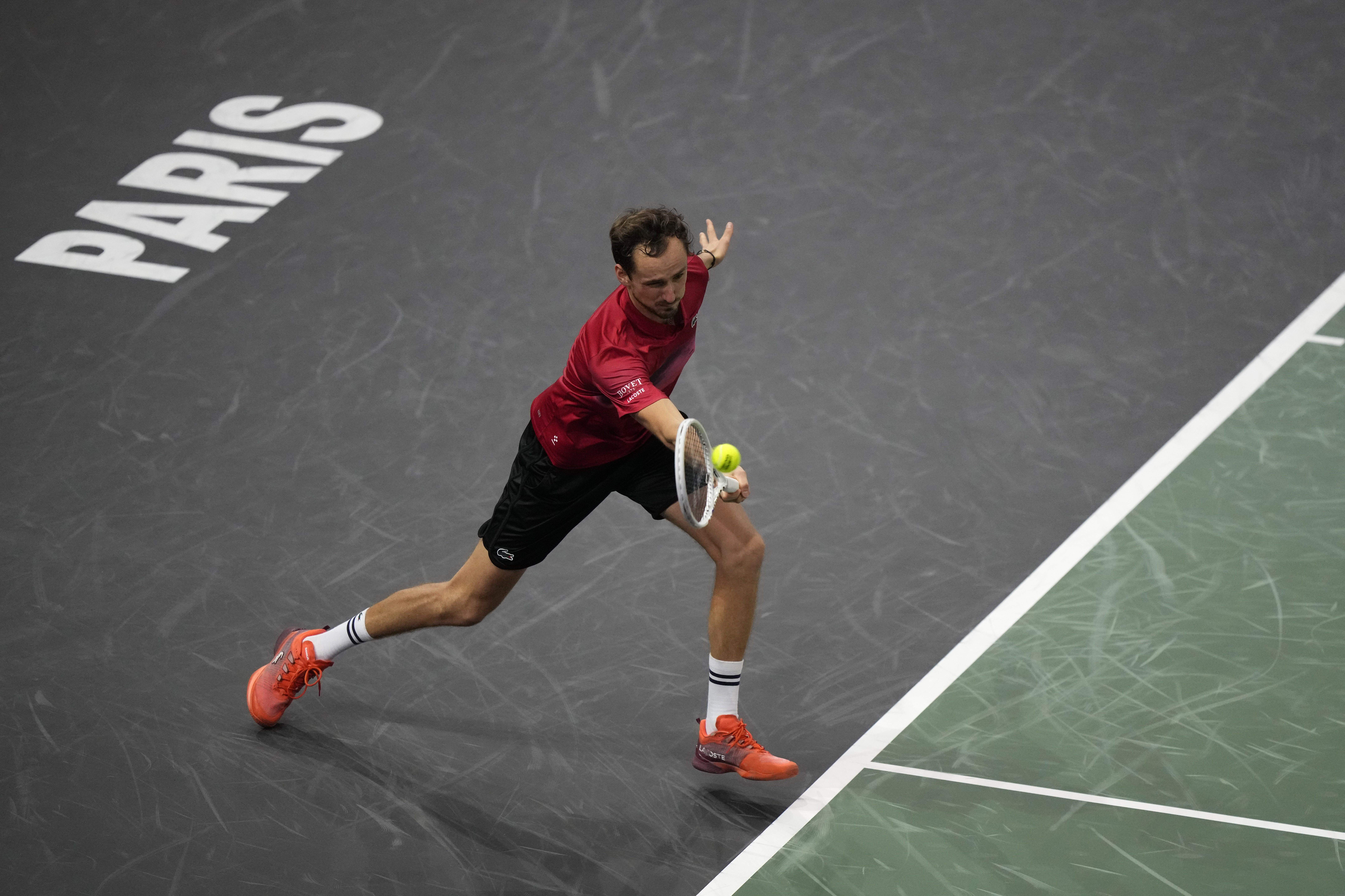 意大利网球队轻取法国网球队,梅德韦杰夫绝境逆转 意大利网球队轻取法国网球队,梅德韦杰夫绝境逆转