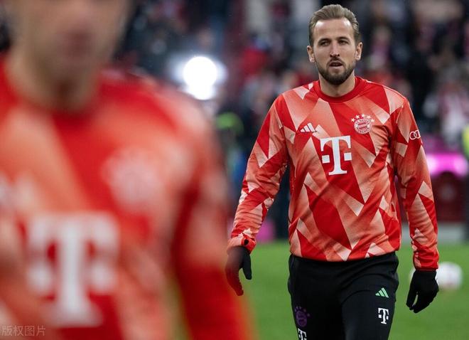 关于丹麦强势马赛，哈里·凯恩高光表现的信息