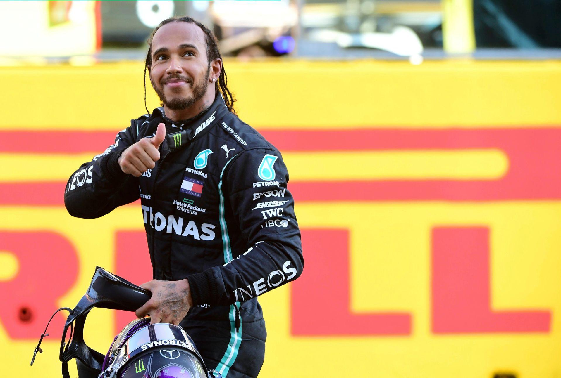 梅赛德斯逆转红牛车队,汉密尔顿扛起全队 梅赛德斯逆转红牛车队,汉密尔顿扛起全队