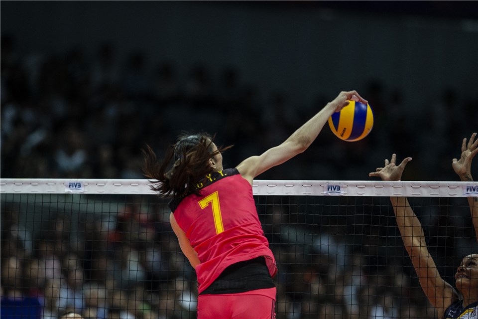 中国队鏖战印尼队,李梓嘉状态火热 中国队鏖战印尼队,李梓嘉状态火热