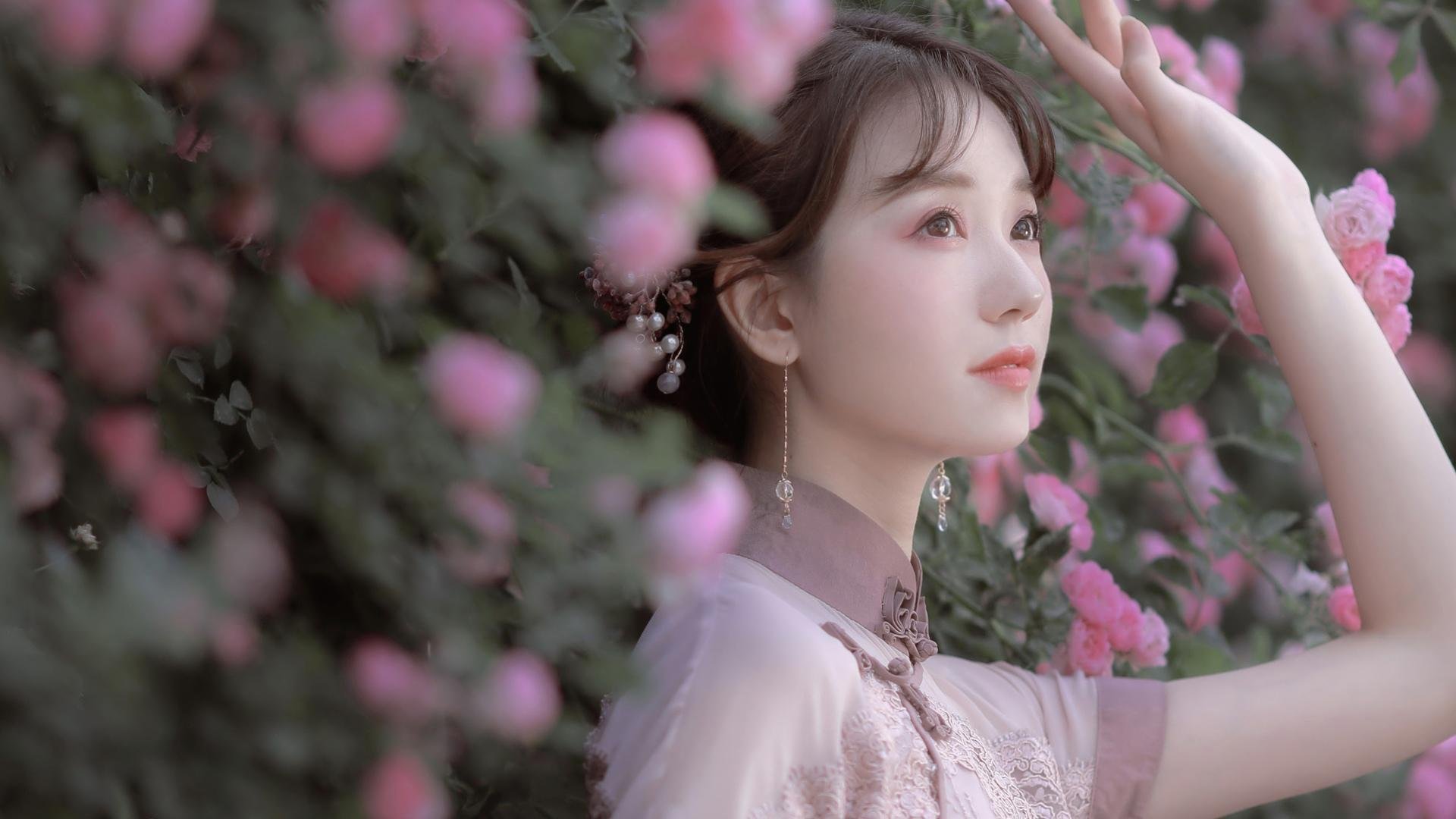 沙漠风暴绿茵场，伊拉克式高压逼抢战术如何让那不勒斯窒息，阿劳霍化身防线关键先生